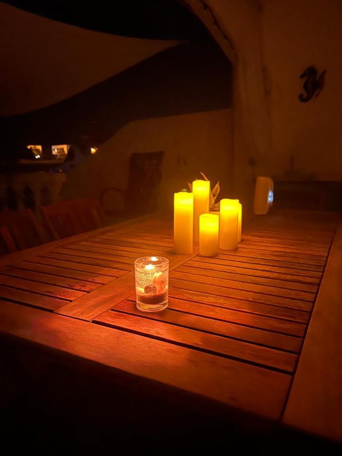 Sunny Villa In The Marina - Excellent Water Views Jolly Harbour 外观 照片